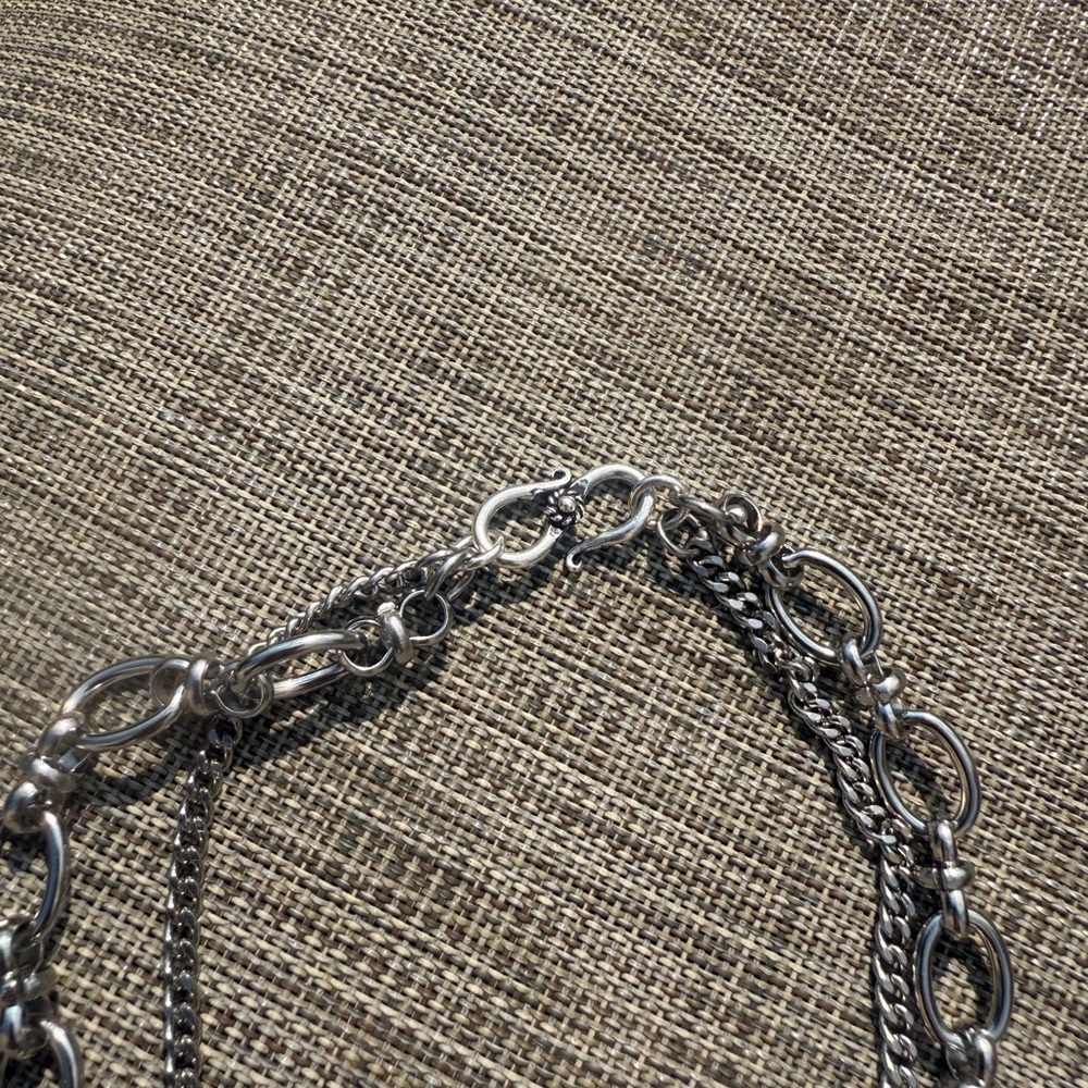 Delicate Weapon- Clear Quartz & Swarovski Stainless Steel Double layered - Picture 7 of 9
